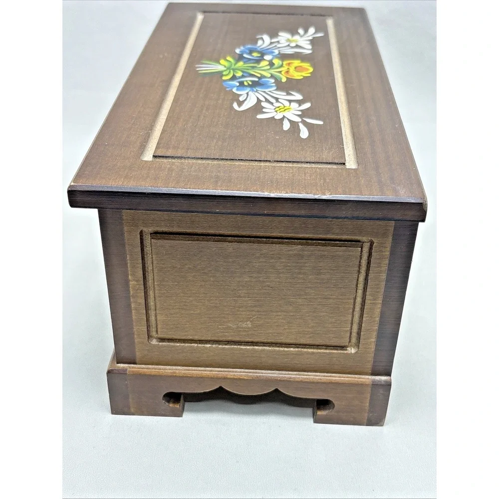 Reuge Swiss Jewelry Music Box Edelweiss Hand Painted Floral Wooden Vintage Works